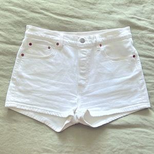White Levi’s 501 Shorts